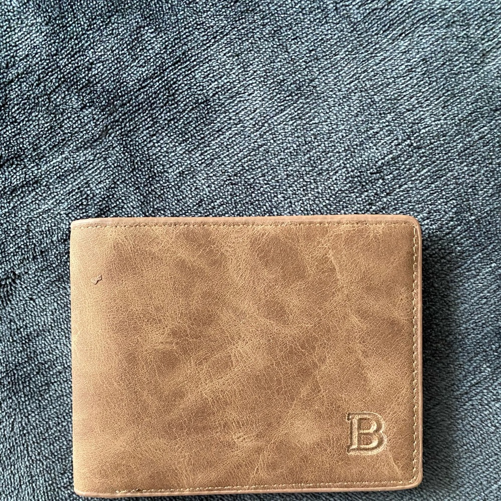 Men’s Brown Leather Wallet